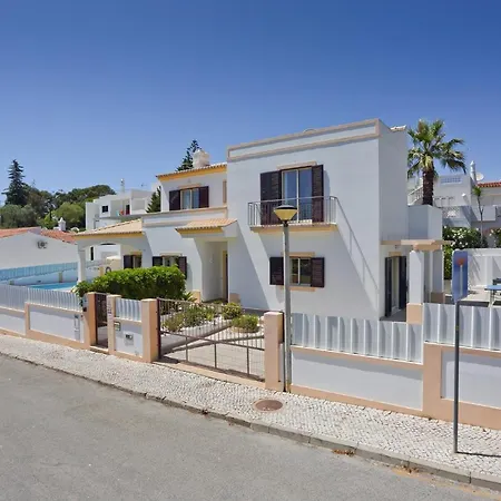 Vila Miraflores By *