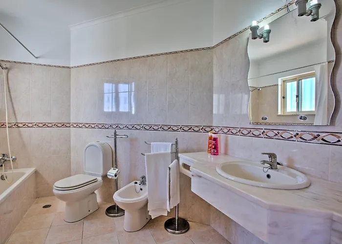 Miraflores By * 알부페이라