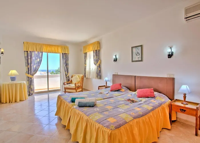 빌라 Miraflores By